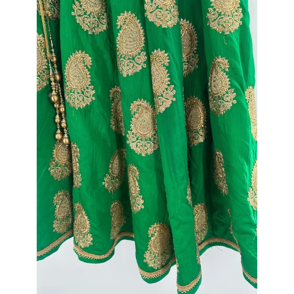 Indian Lehenga Maxi Emerald Green Gold Paisley Embroidered Flare Skirt Sz Small - Picture 2 of 8